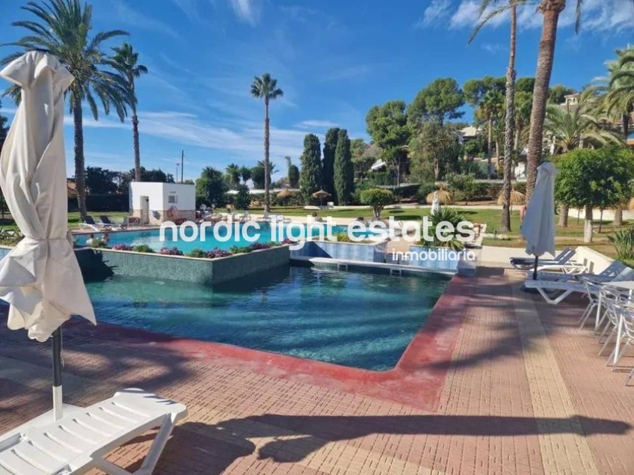 3 soverom Kjedet enebolig til salgs i La Herradura med garasje - € 474 999 (Ref: 8646901)