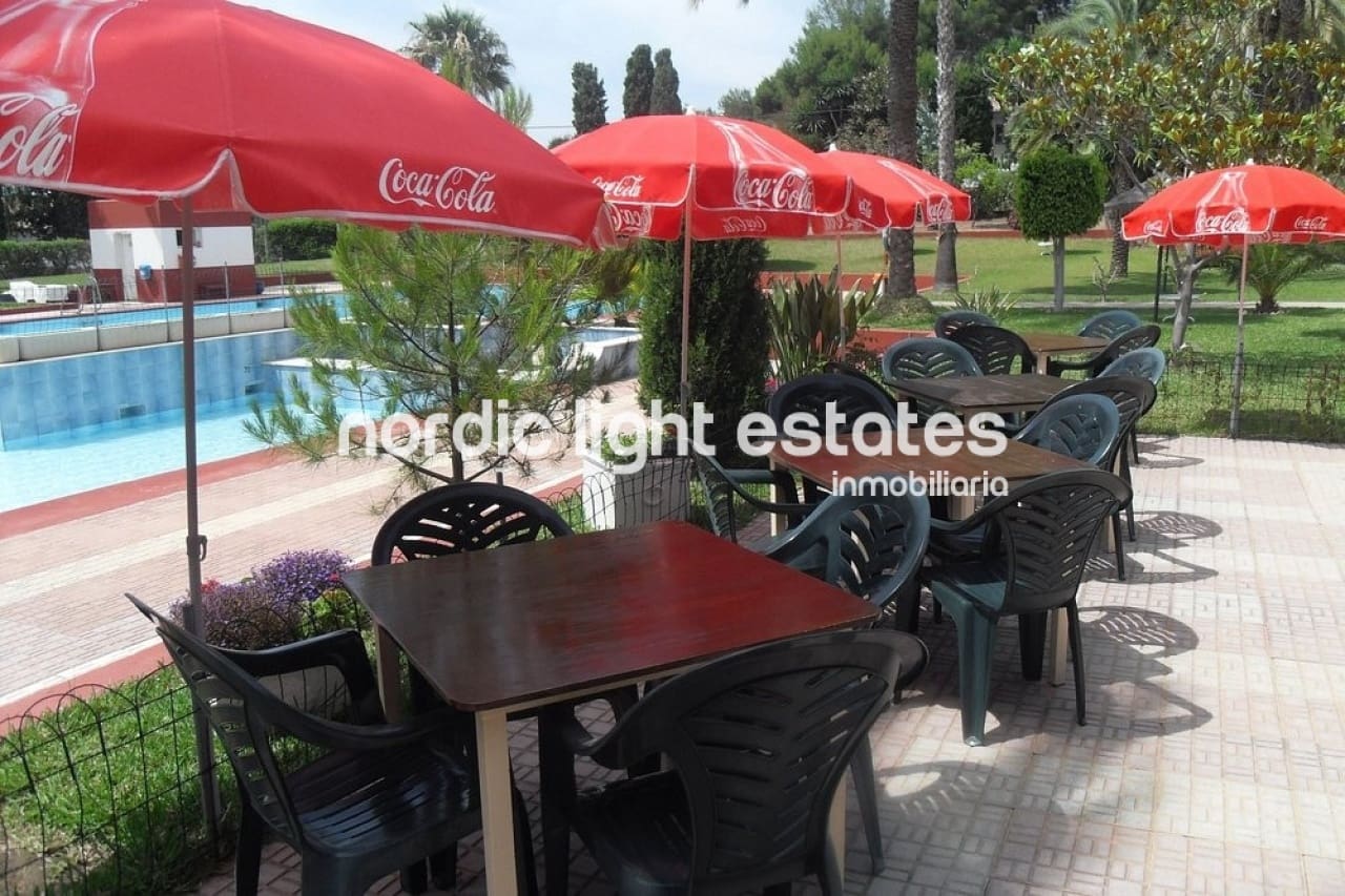 3 soverom Kjedet enebolig til salgs i La Herradura med garasje - € 474 999 (Ref: 8646901)