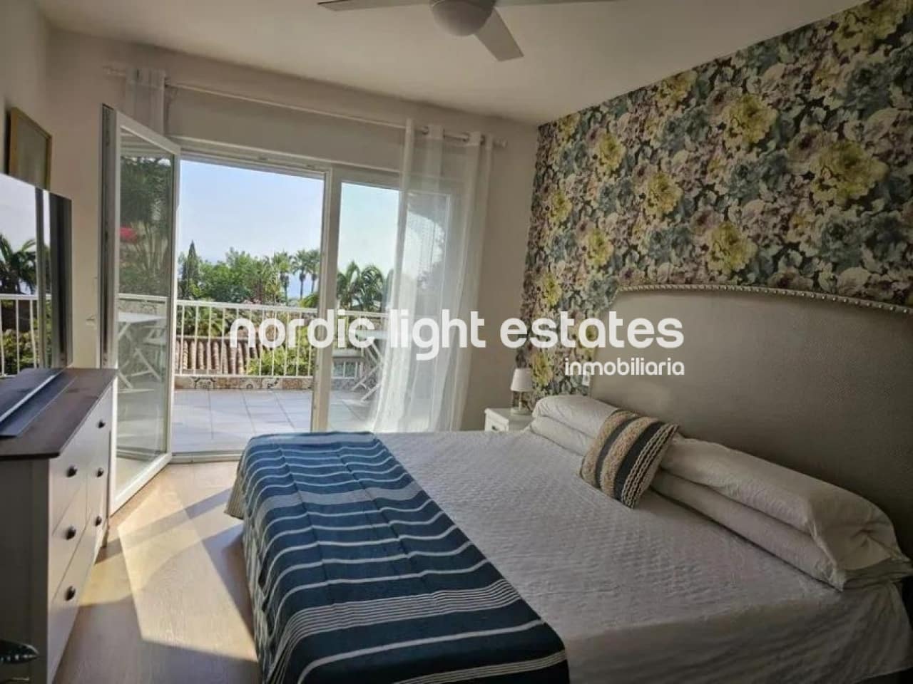 3 soverom Kjedet enebolig til salgs i La Herradura med garasje - € 474 999 (Ref: 8646901)