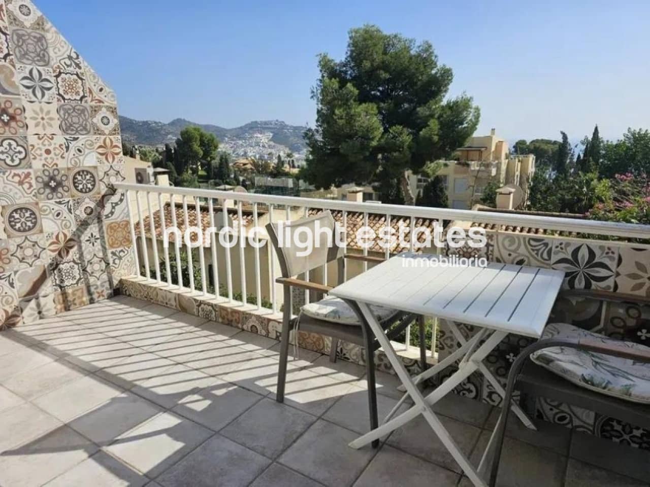 3 soverom Kjedet enebolig til salgs i La Herradura med garasje - € 474 999 (Ref: 8646901)