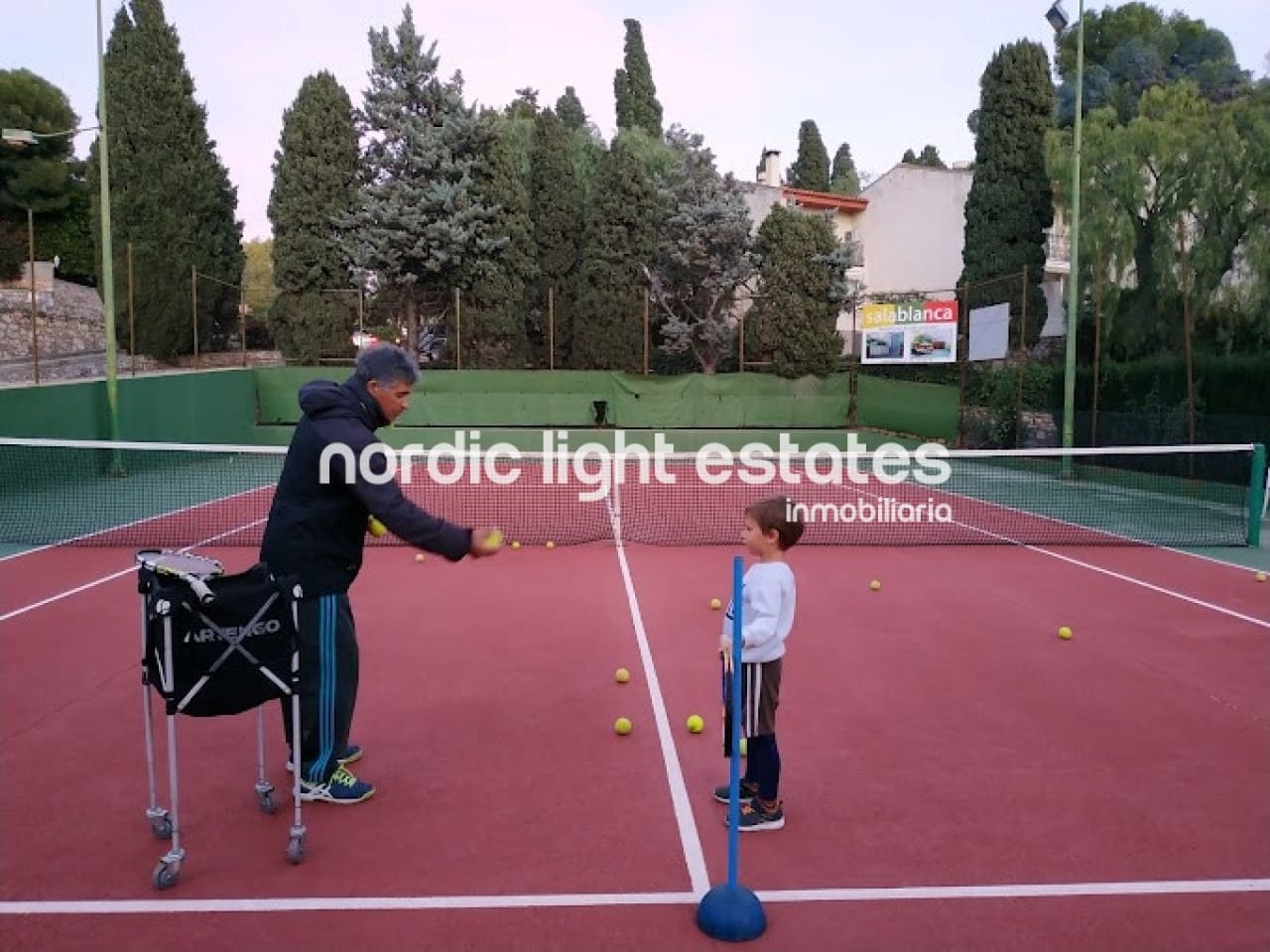 3 soverom Kjedet enebolig til salgs i La Herradura med garasje - € 474 999 (Ref: 8646901)