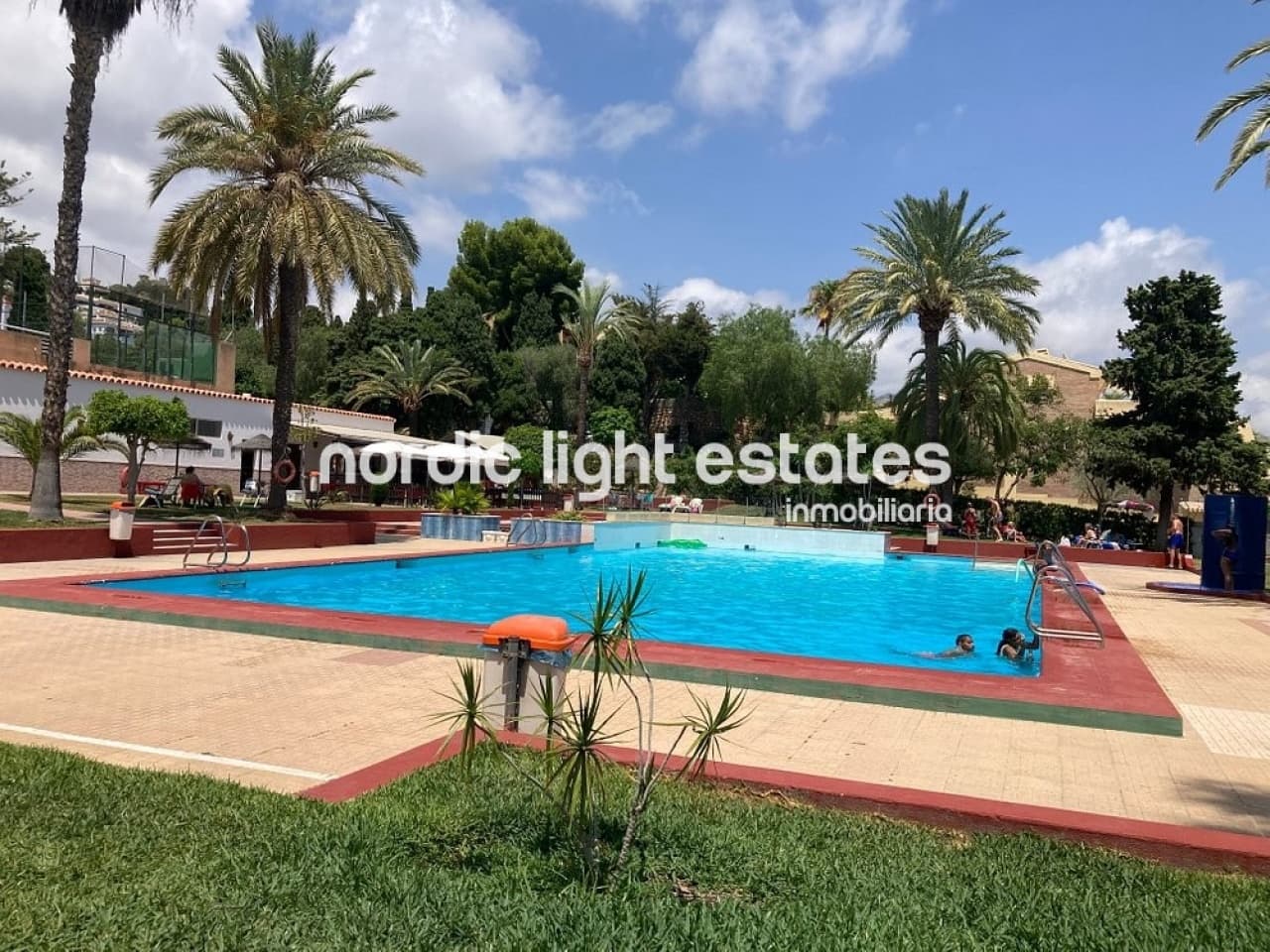 3 soverom Kjedet enebolig til salgs i La Herradura med garasje - € 474 999 (Ref: 8646901)