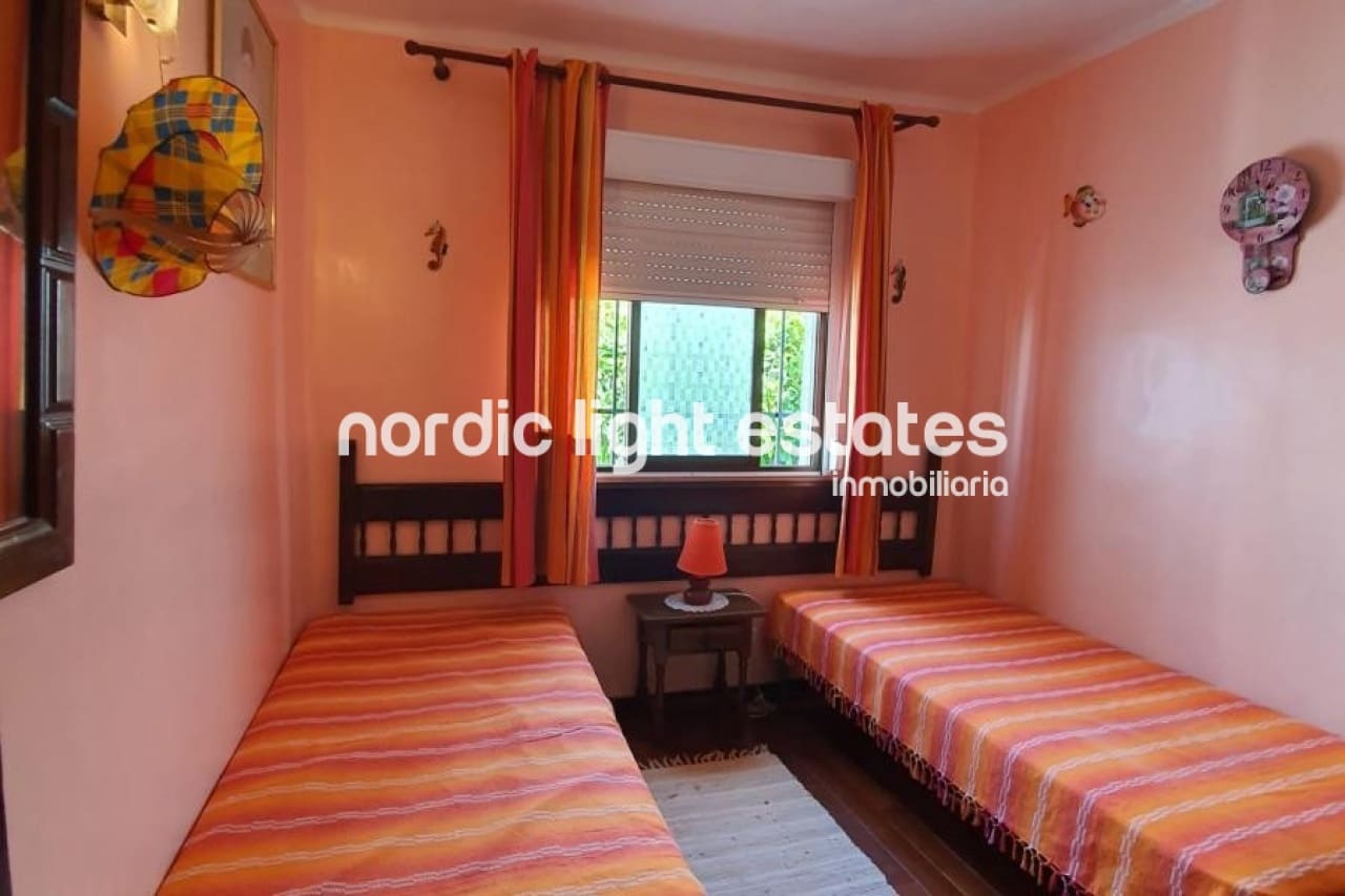 2 soveværelse Semi-Rækkehus til salg i Nerja med swimmingpool - € 330.000 (Ref: 8647042)