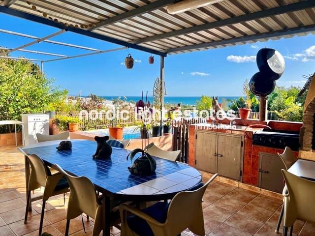 2 camera da letto Villa in vendita in Nerja con piscina garage - 465.000 € (Rif: 8647047)