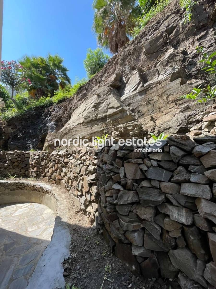 Chalet de 3 habitaciones en Nerja en venta con piscina garaje - 599.000 € (Ref: 8647048)