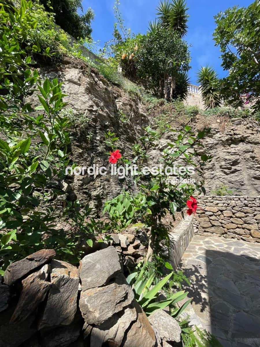 Chalet de 3 habitaciones en Nerja en venta con piscina garaje - 599.000 € (Ref: 8647048)