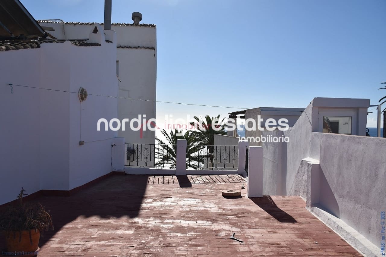 4 soveværelse Semi-Rækkehus til salg i Nerja - € 748.500 (Ref: 8647051)