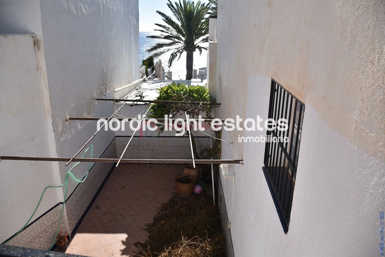 4 soveværelse Semi-Rækkehus til salg i Nerja - € 748.500 (Ref: 8647051)