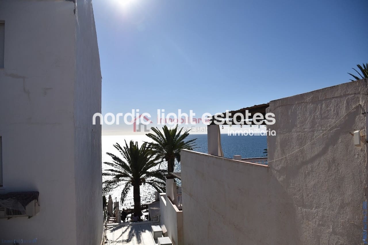 4 soveværelse Semi-Rækkehus til salg i Nerja - € 748.500 (Ref: 8647051)