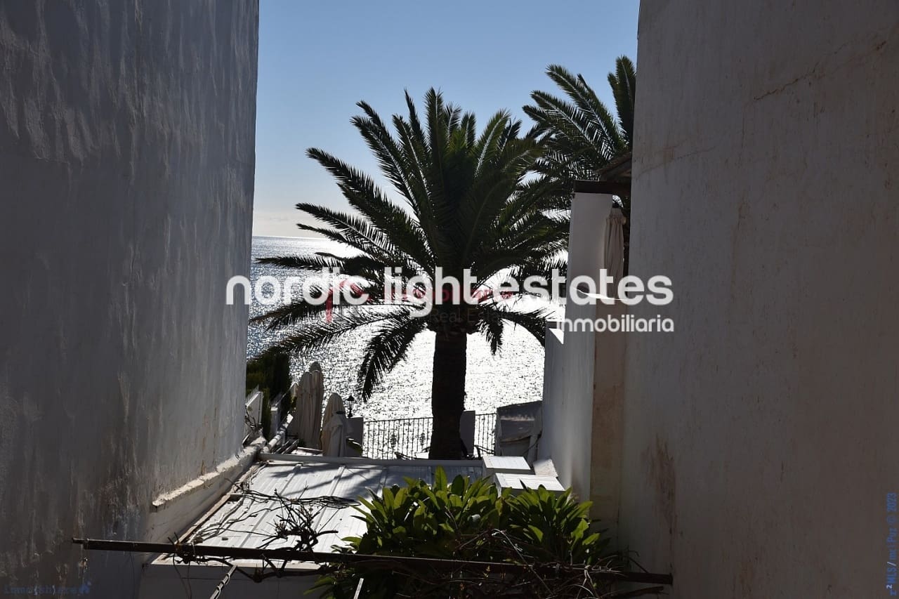 4 soveværelse Semi-Rækkehus til salg i Nerja - € 748.500 (Ref: 8647051)