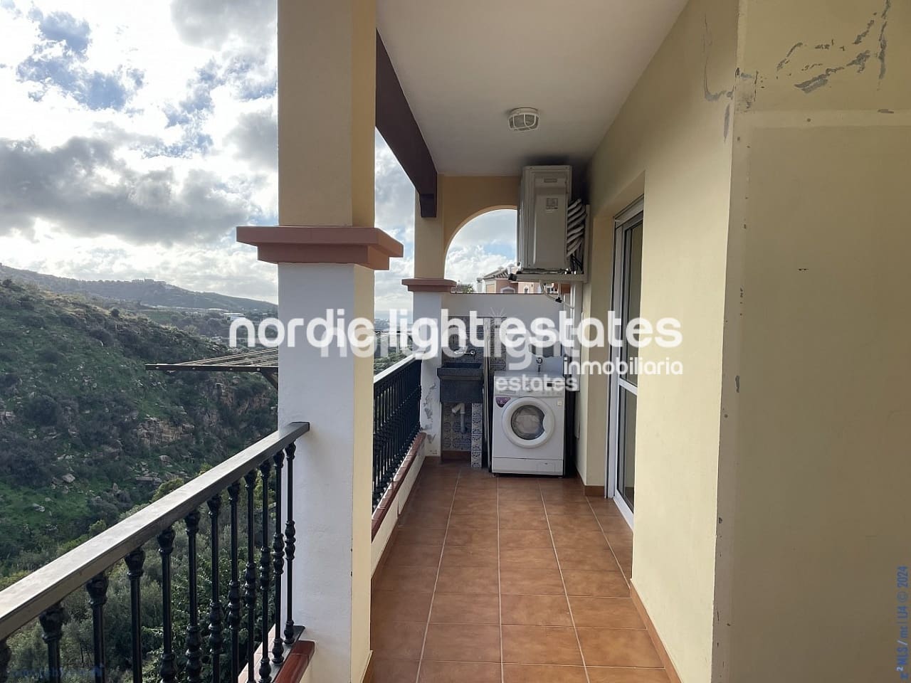 Apartamento de 3 habitaciones en Torrox en venta - 225.000 € (Ref: 8678721)