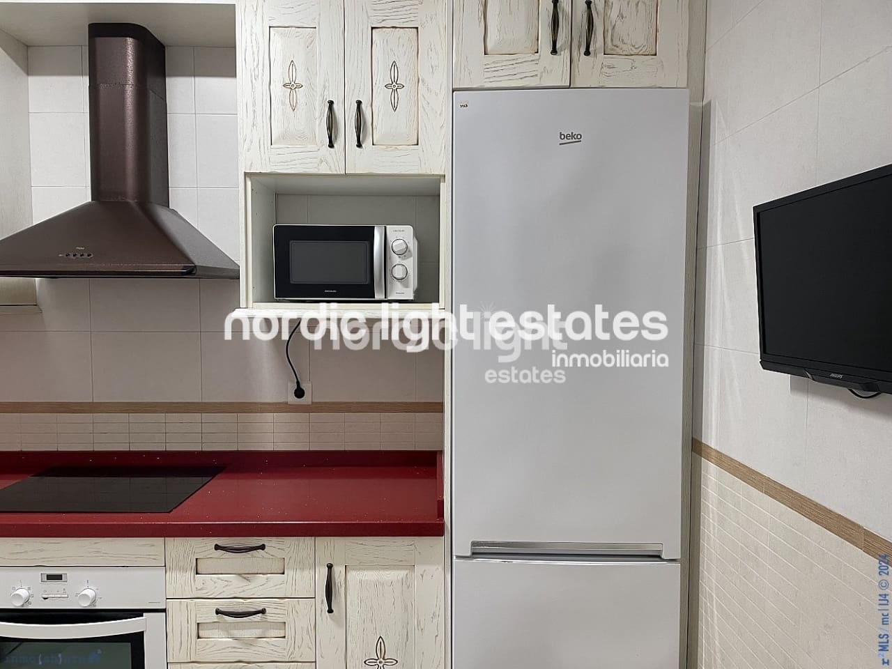 Apartamento de 3 habitaciones en Torrox en venta - 225.000 € (Ref: 8678721)