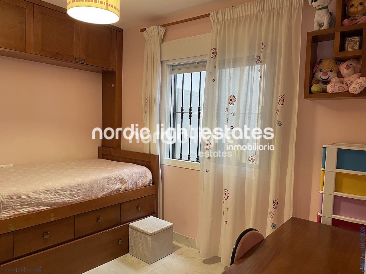 Apartamento de 3 habitaciones en Torrox en venta - 225.000 € (Ref: 8678721)