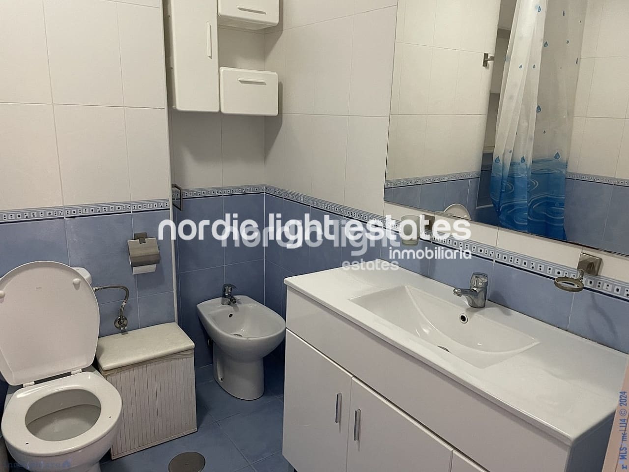 Apartamento de 3 habitaciones en Torrox en venta - 225.000 € (Ref: 8678721)