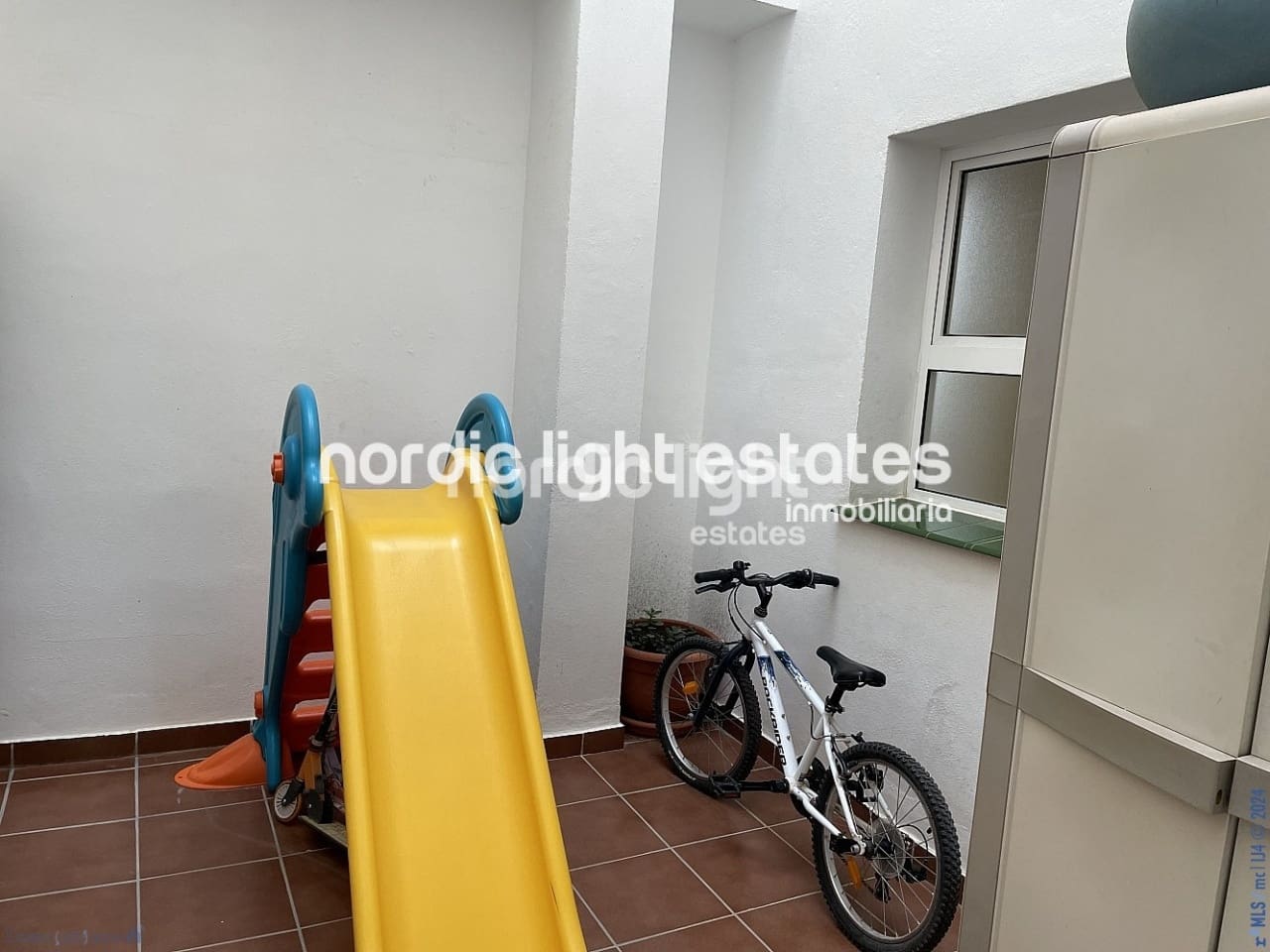 Apartamento de 3 habitaciones en Torrox en venta - 225.000 € (Ref: 8678721)