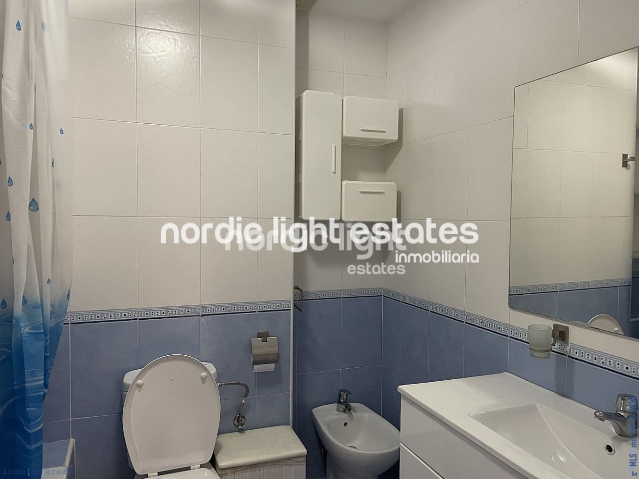 Apartamento de 3 habitaciones en Torrox en venta - 225.000 € (Ref: 8678721)