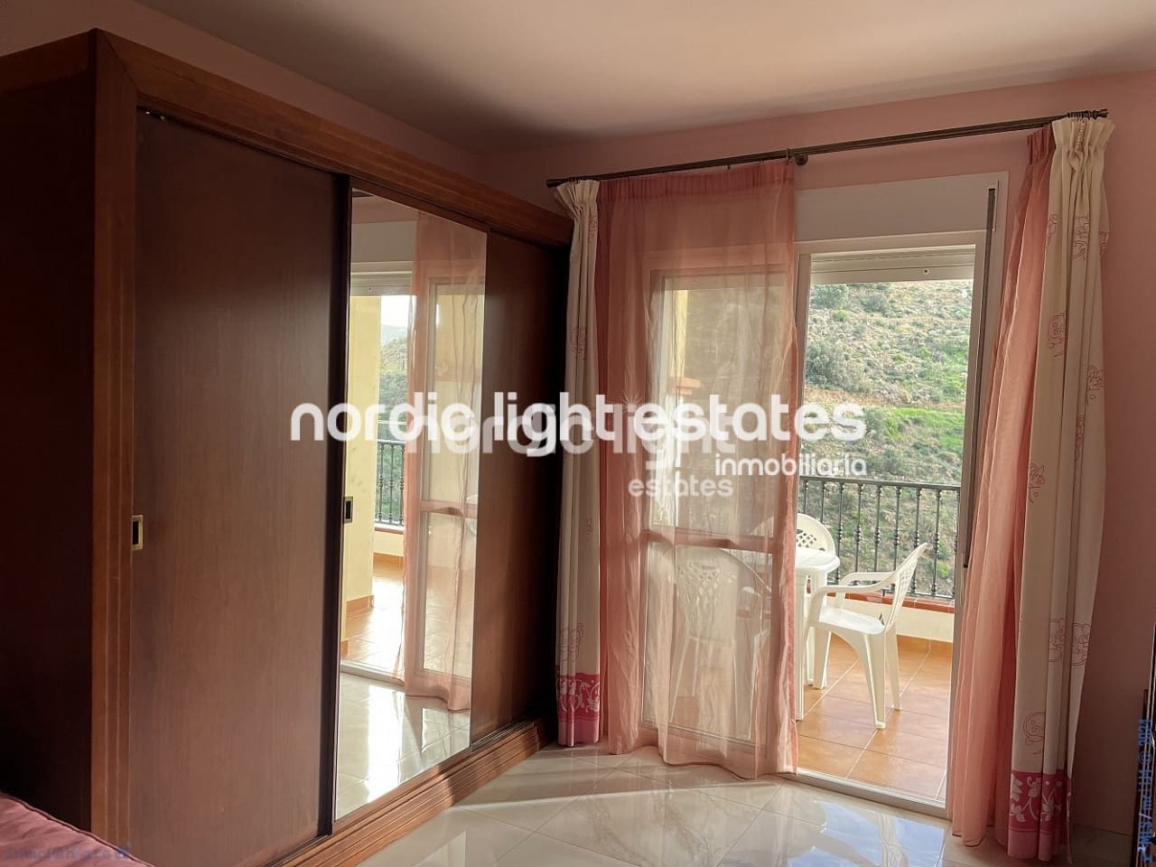 Apartamento de 3 habitaciones en Torrox en venta - 225.000 € (Ref: 8678721)