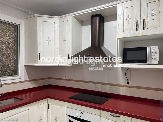 Apartamento de 3 habitaciones en Torrox en venta - 225.000 € (Ref: 8678721)