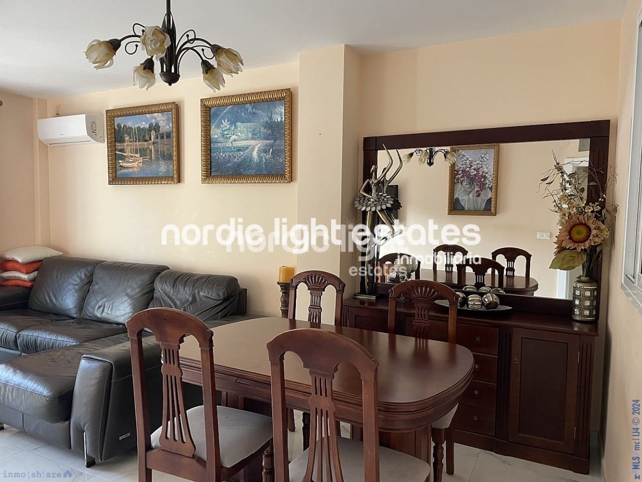 Apartamento de 3 habitaciones en Torrox en venta - 225.000 € (Ref: 8678721)