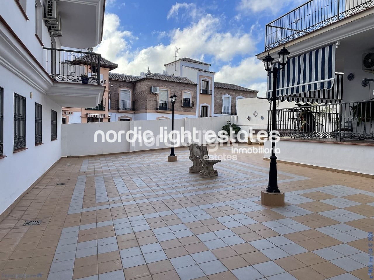 Apartamento de 3 habitaciones en Torrox en venta - 225.000 € (Ref: 8678721)