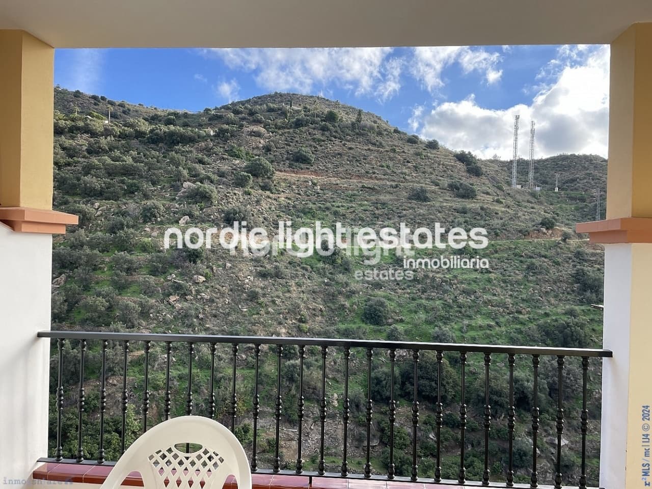 Apartamento de 3 habitaciones en Torrox en venta - 225.000 € (Ref: 8678721)