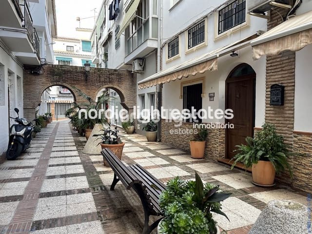 Apartamento de 3 habitaciones en Torrox en venta - 225.000 € (Ref: 8678721)