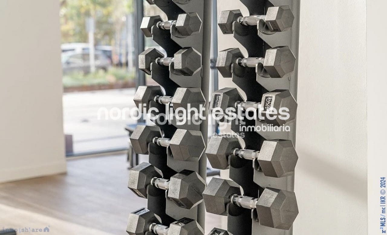 2 soveværelse Lejlighed til salg i Malaga by med swimmingpool - € 475.000 (Ref: 8697142)