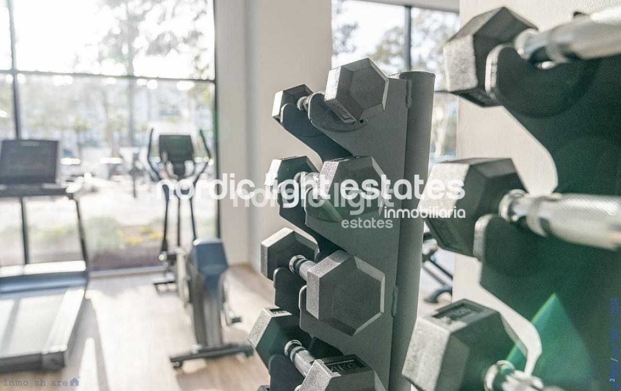 2 soveværelse Lejlighed til salg i Malaga by med swimmingpool - € 475.000 (Ref: 8697142)