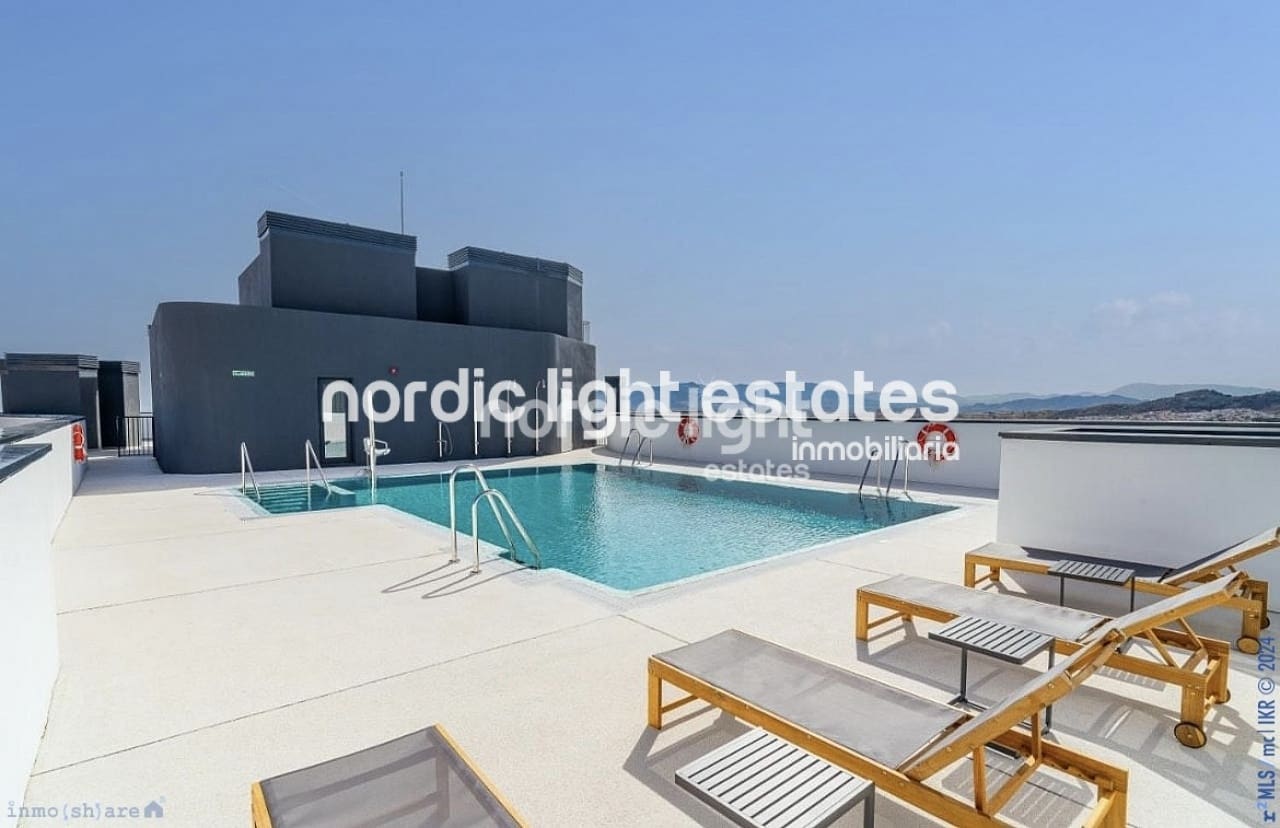 2 soveværelse Lejlighed til salg i Malaga by med swimmingpool - € 475.000 (Ref: 8697142)