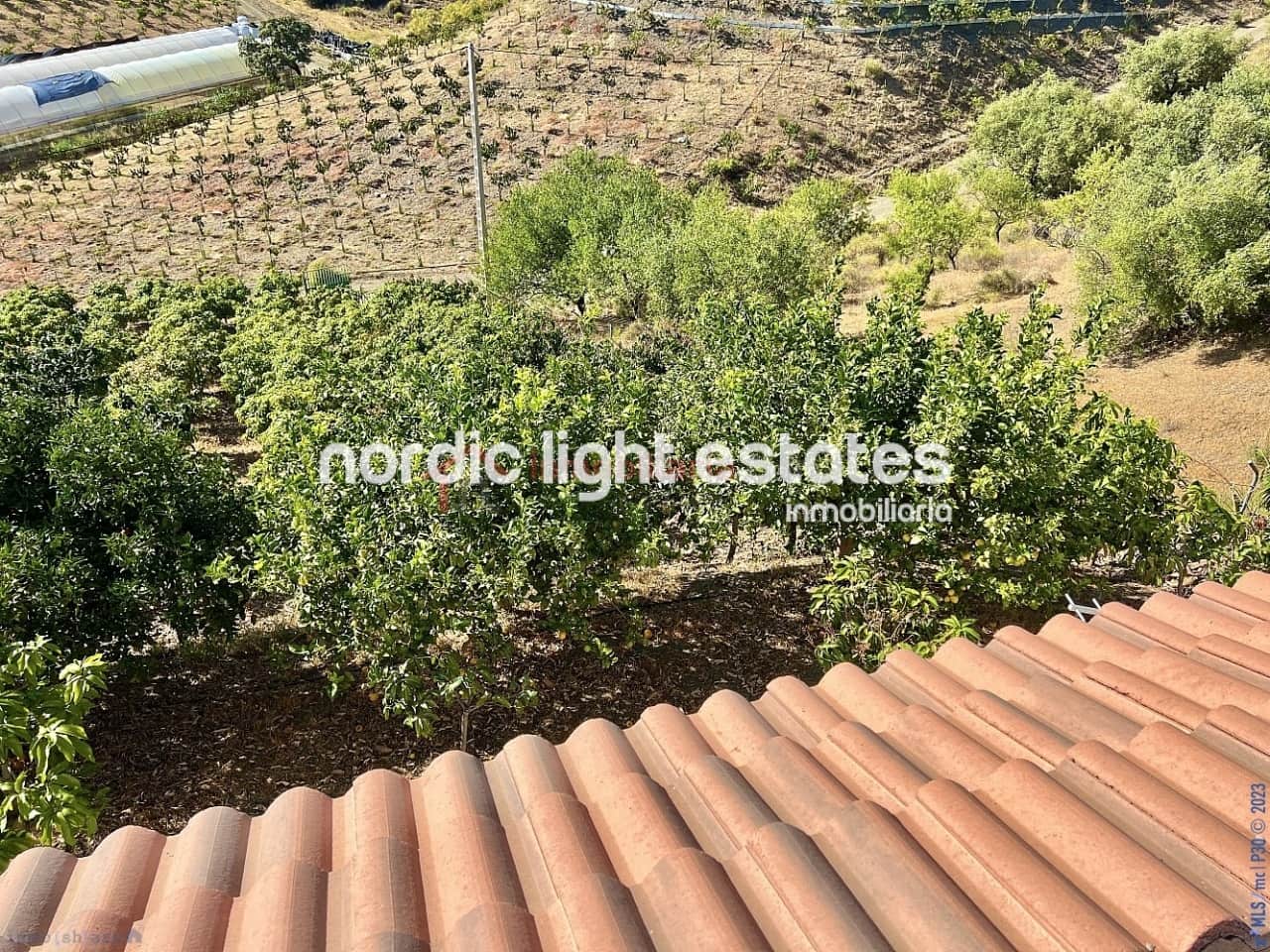 3 soverom Finca/Herregård til salgs i Almayate med garasje - € 299 000 (Ref: 8706681)