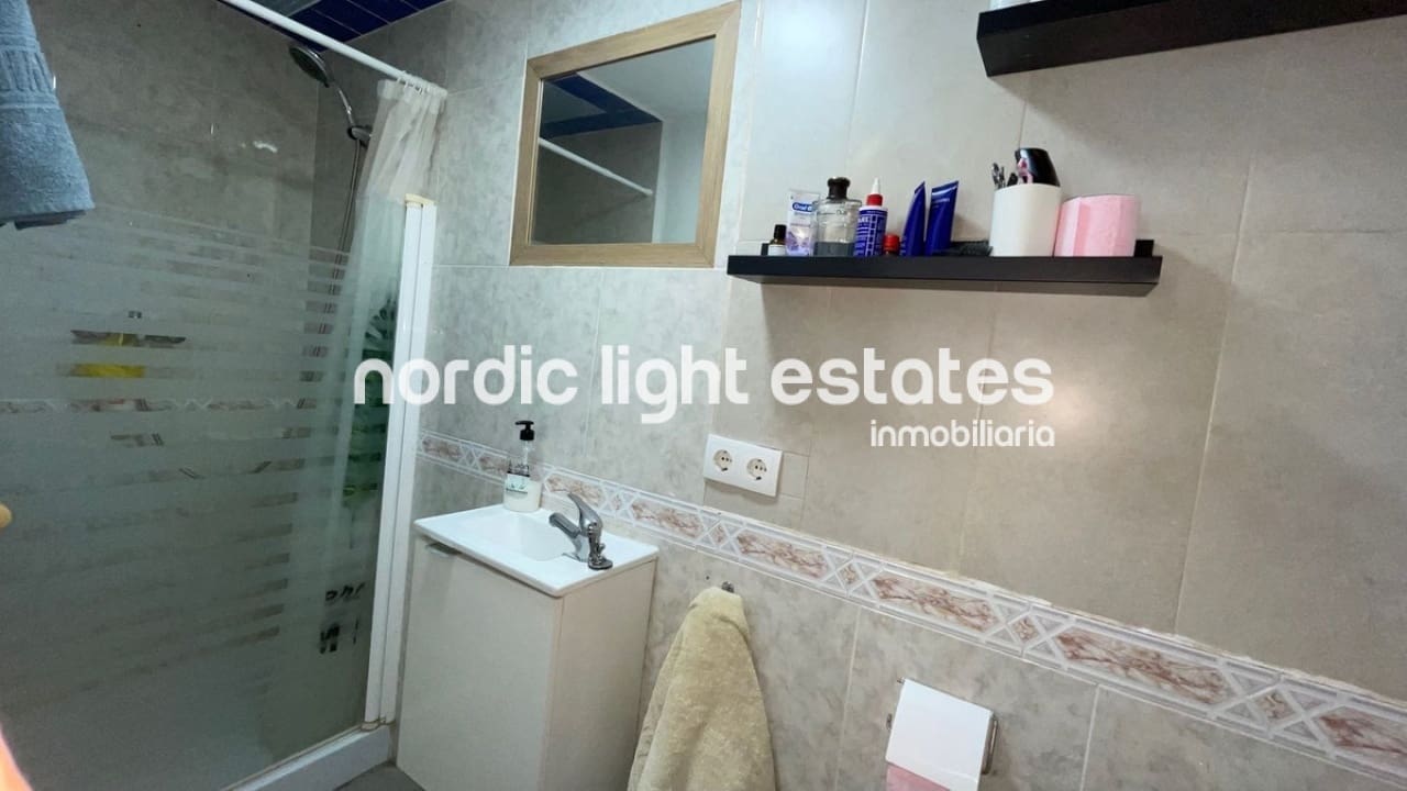 3 bedroom Semi-detached Villa for sale in Nerja with pool - € 340,000 (Ref: 8724832)