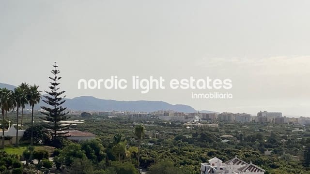 3 bedroom Semi-detached Villa for sale in Nerja with pool - € 340,000 (Ref: 8724832)