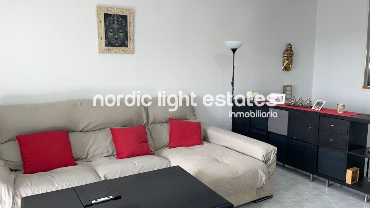 3 bedroom Semi-detached Villa for sale in Nerja with pool - € 340,000 (Ref: 8724832)