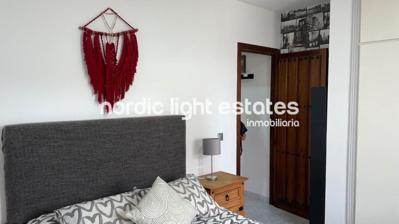 3 bedroom Semi-detached Villa for sale in Nerja with pool - € 340,000 (Ref: 8724832)