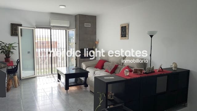 3 bedroom Semi-detached Villa for sale in Nerja with pool - € 340,000 (Ref: 8724832)