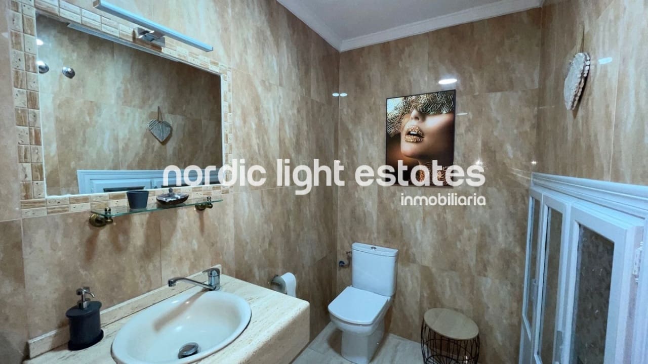 3 bedroom Semi-detached Villa for sale in Nerja with pool - € 340,000 (Ref: 8724832)