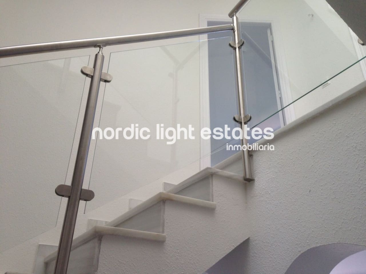 3 soverom Kjedet enebolig til salgs i Nerja med svømmebasseng - € 390 000 (Ref: 8727087)