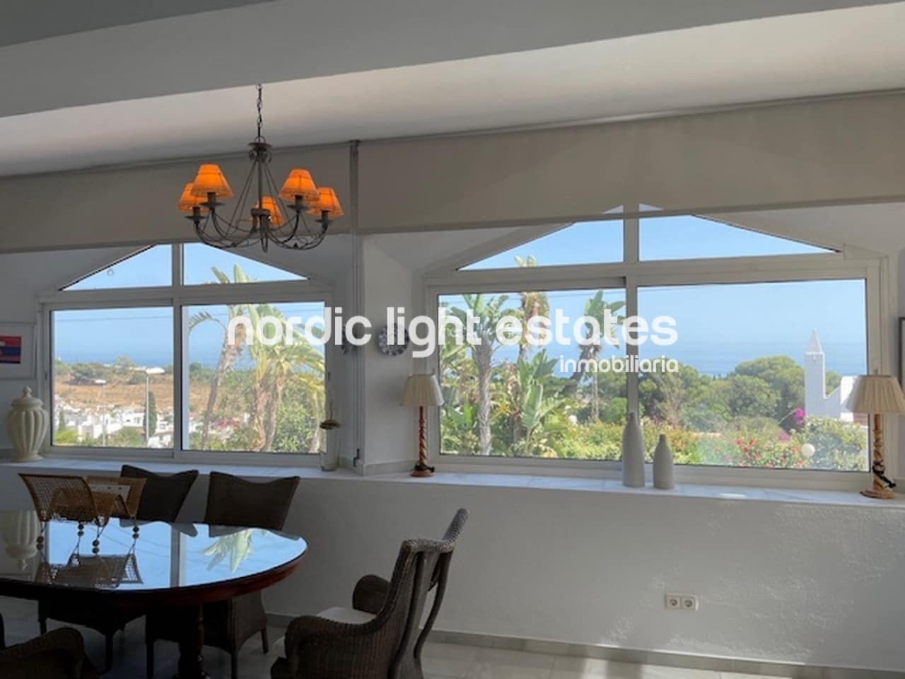 4 bedroom Villa for sale in Nerja with pool - € 699,000 (Ref: 8758565)