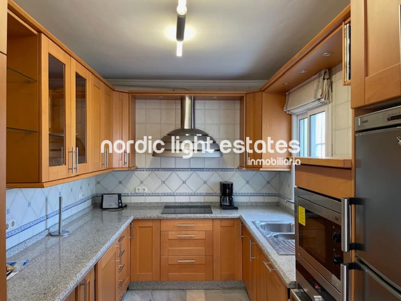 4 bedroom Villa for sale in Nerja with pool - € 699,000 (Ref: 8758565)