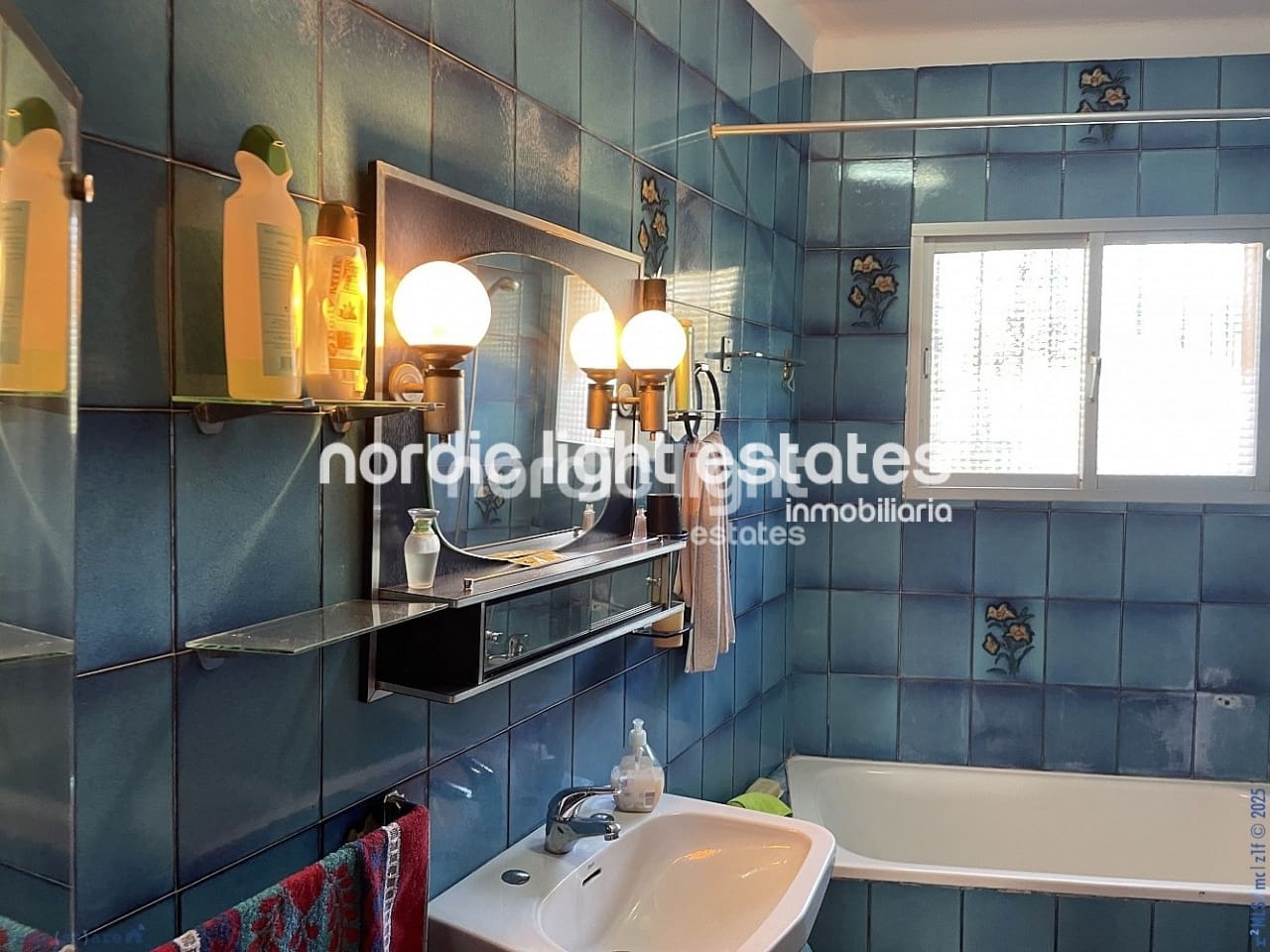 3 bedroom Villa for sale in Torrox-Costa - € 375,000 (Ref: 8796194)