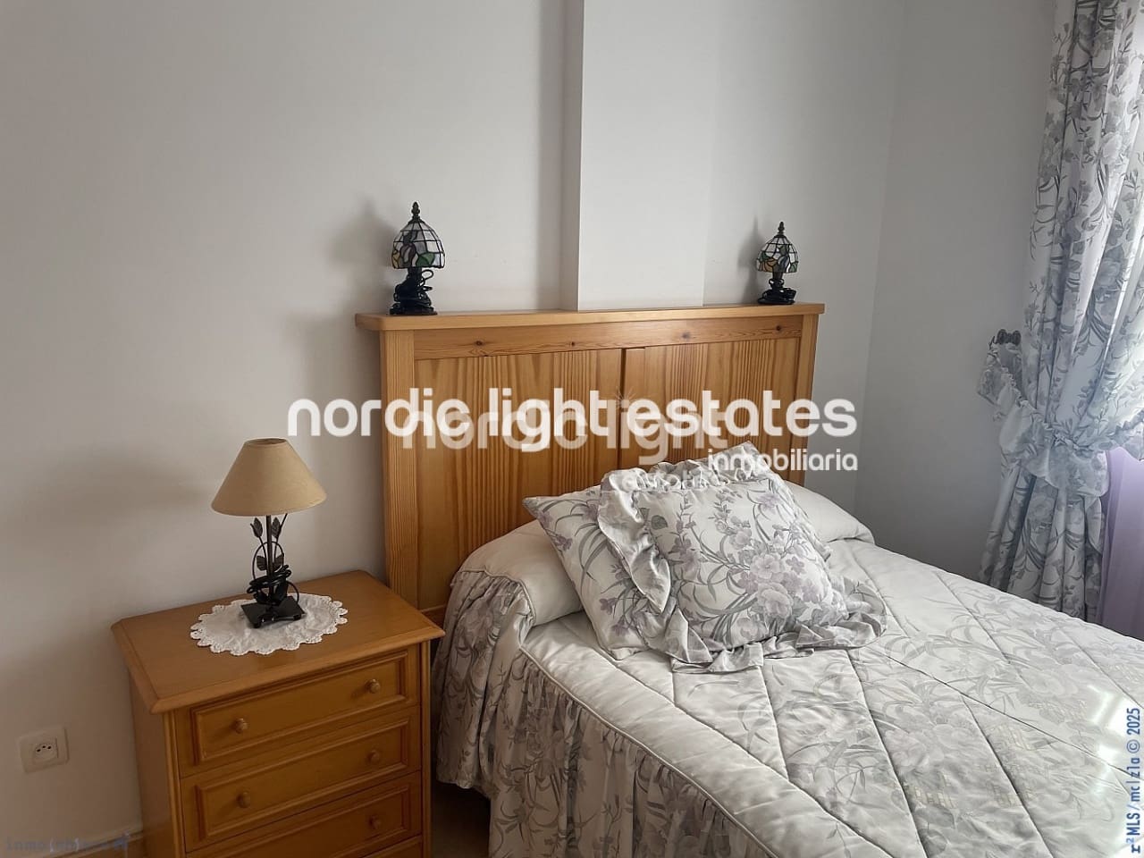 4 soveværelse Semi-Rækkehus til salg i Torrox-Costa med swimmingpool garage - € 490.000 (Ref: 8800035)