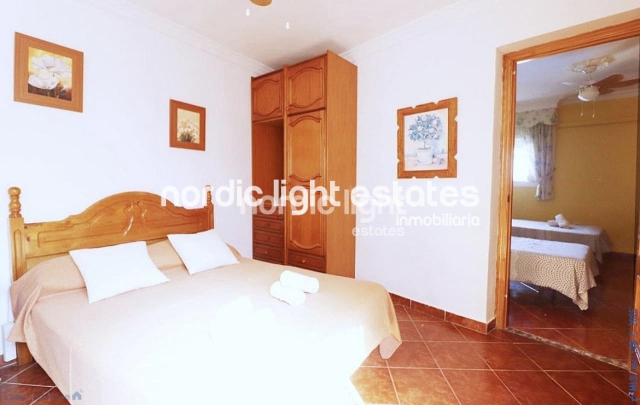 3 bedroom Villa for sale in Nerja with pool garage - € 449,000 (Ref: 8802539)