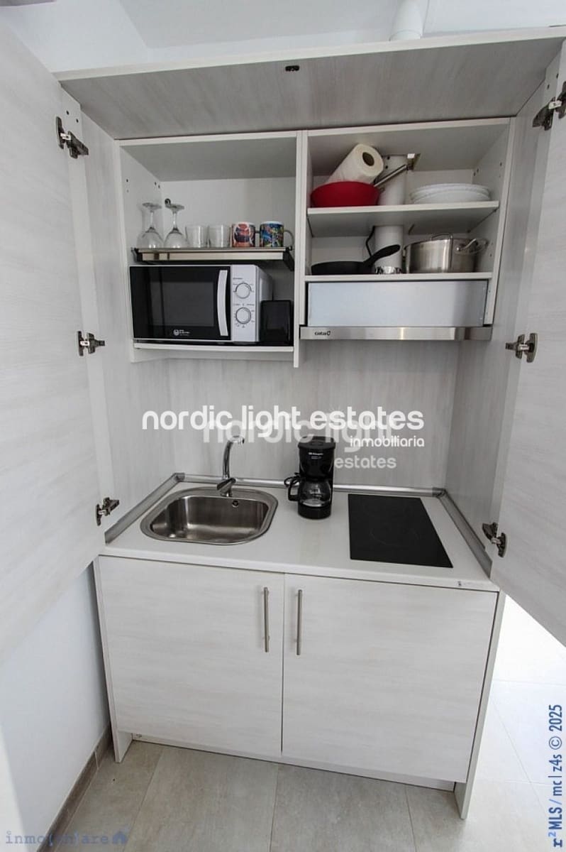 3 makuuhuone Paritalo myytävänä paikassa Torrox - 160 000 € (Ref: 8814650)