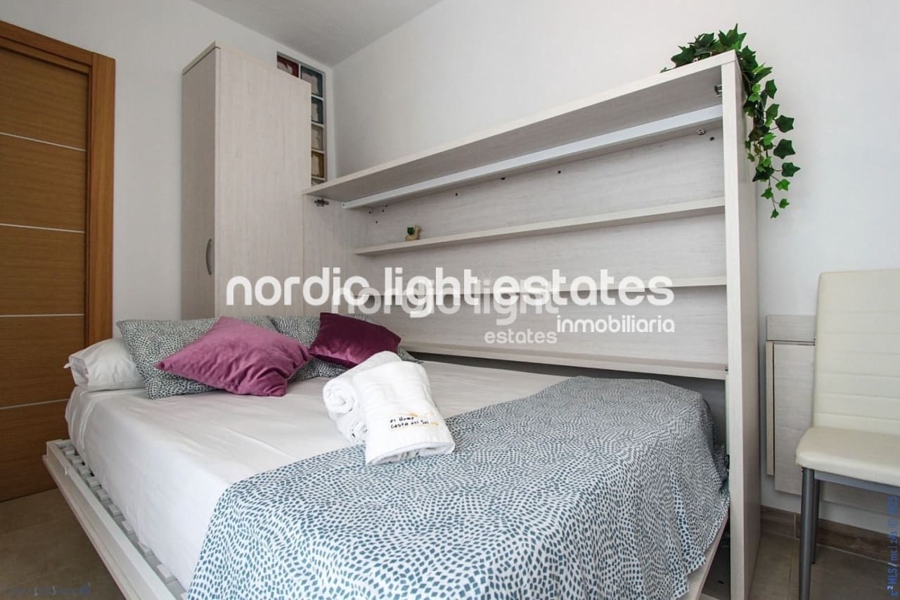 3 makuuhuone Paritalo myytävänä paikassa Torrox - 160 000 € (Ref: 8814650)