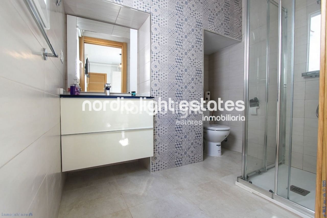 3 makuuhuone Paritalo myytävänä paikassa Torrox - 160 000 € (Ref: 8814650)