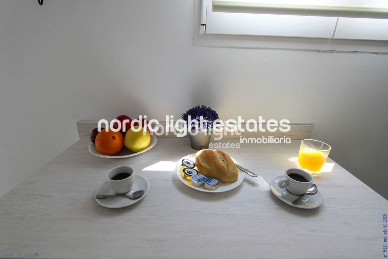 3 makuuhuone Paritalo myytävänä paikassa Torrox - 160 000 € (Ref: 8814650)