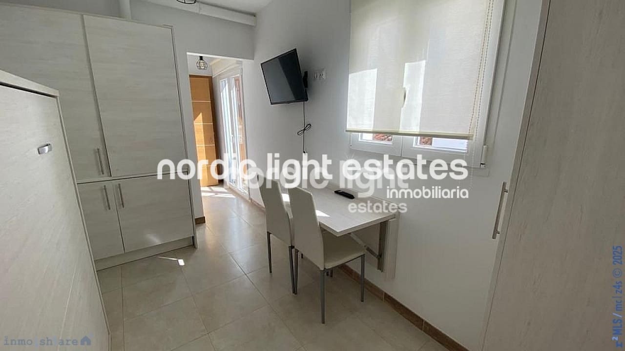 3 makuuhuone Paritalo myytävänä paikassa Torrox - 160 000 € (Ref: 8814650)