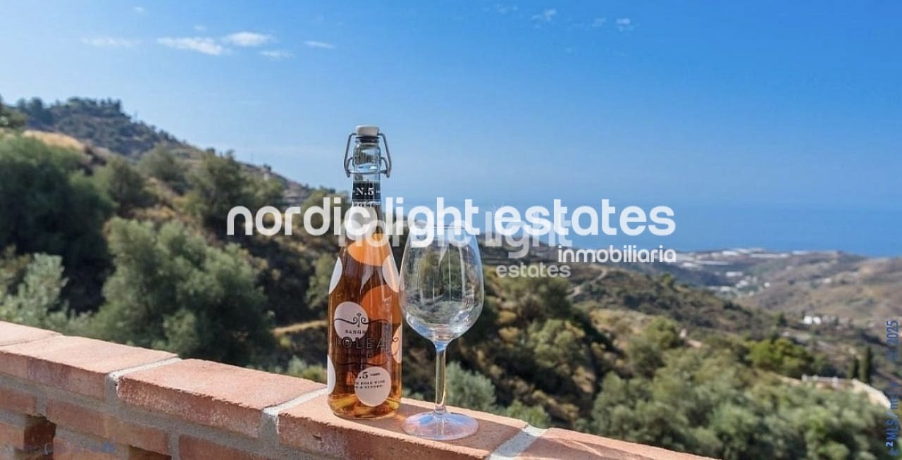 3 sypialnia Finka/Dom wiejski na sprzedaż w Torrox z basenem - 420 000 € (Ref: 8814651)