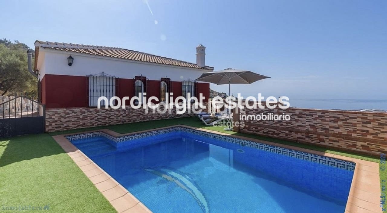 3 sypialnia Finka/Dom wiejski na sprzedaż w Torrox z basenem - 420 000 € (Ref: 8814651)