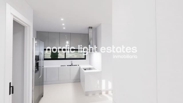 Chalet de 3 habitaciones en Nerja en venta con piscina garaje - 775.000 € (Ref: 8826414)